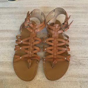 TAN SANDALS